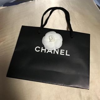 シャネル(CHANEL)の美品♡ SHANEL ショッパー   カメリア付き(ショップ袋)