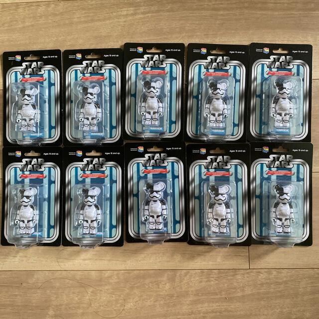 BE@RBRICK(ベアブリック)のBe@rbrick First Order Stormtrooper 100% ハンドメイドのおもちゃ(フィギュア)の商品写真