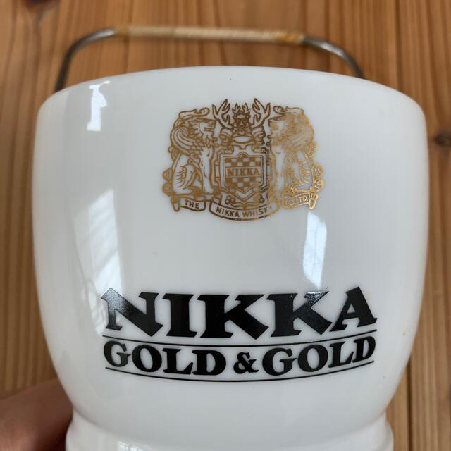 ニッカウヰスキー(ニッカウイスキー)の【8月限定】昭和レトロ NIKKA GOLD&GOLD アイスペール  灰皿 食品/飲料/酒の食品/飲料/酒 その他(その他)の商品写真