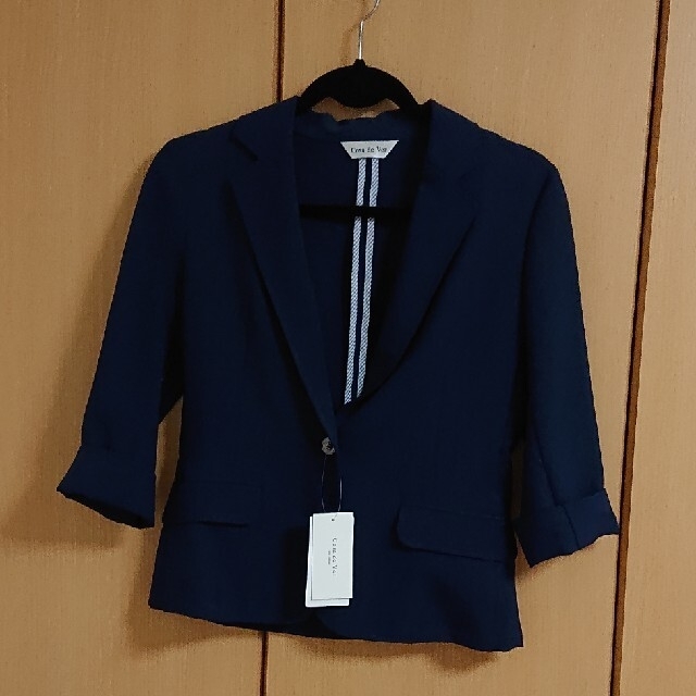 しまむら(シマムラ)の新品未使用 濃紺 ジャケット レディースのジャケット/アウター(テーラードジャケット)の商品写真