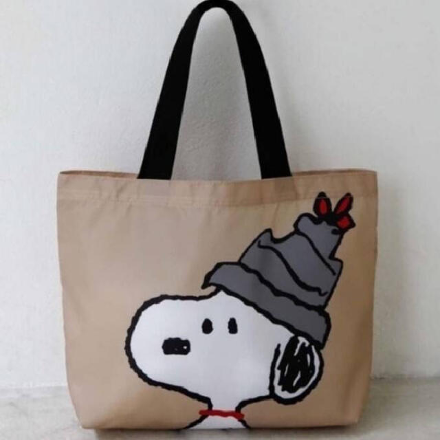 SNOOPY(スヌーピー)のレタスクラブ 2021年 12月 付録 スヌーピー 軽でか！丈夫トート  レディースのバッグ(トートバッグ)の商品写真