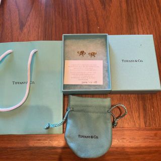 ティファニー(Tiffany & Co.)の一定期間お値下げ　Tiffany ティファニー　リボン　ボウピアス　ゴールド(ピアス)