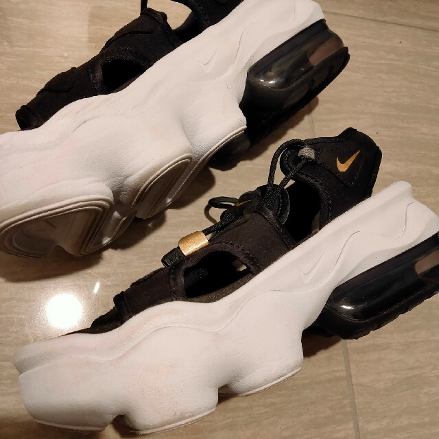 NIKE(ナイキ)のナイキ エアマックス ココ 25cm　NIKE AIR MAX KOKO レディースの靴/シューズ(サンダル)の商品写真