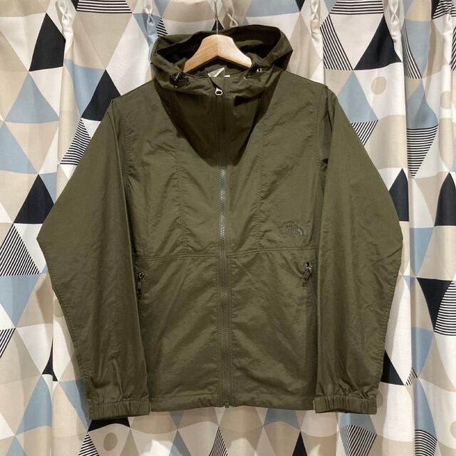 THE NORTH FACE(ザノースフェイス)のノースフェイス マウンテンパーカー コンパクトジャケット ニュートープ 美品 レディースのジャケット/アウター(ナイロンジャケット)の商品写真