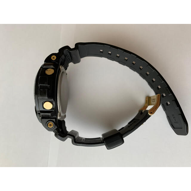G-SHOCK(ジーショック)のCASIO G-SHOCK ブラック×ゴールド メンズの時計(腕時計(デジタル))の商品写真