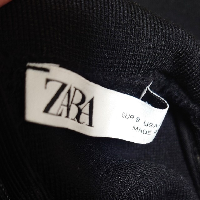 ZARA(ザラ)のZARA 　カットソー　Sサイズ レディースのトップス(カットソー(半袖/袖なし))の商品写真