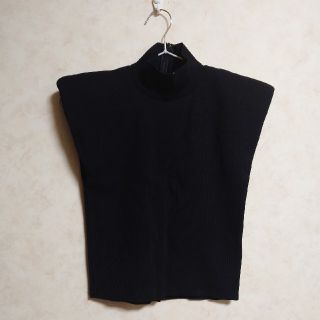 ザラ(ZARA)のZARA 　カットソー　Sサイズ(カットソー(半袖/袖なし))