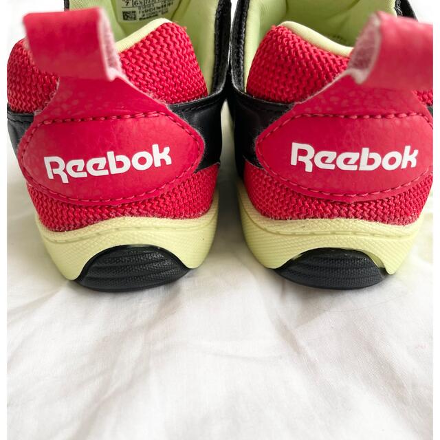 Reebok(リーボック)のReebok シューズ 13cm キッズ/ベビー/マタニティのベビー靴/シューズ(~14cm)(スニーカー)の商品写真