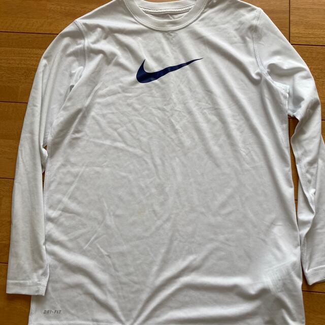 NIKE(ナイキ)のNIKE長袖 メンズのトップス(Tシャツ/カットソー(七分/長袖))の商品写真