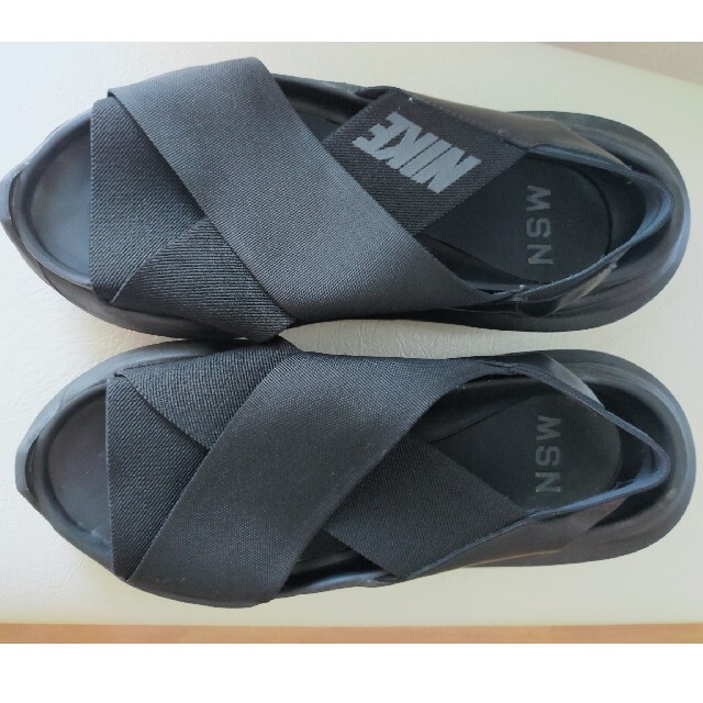 NIKE(ナイキ)のナイキ プラクティスク レディース サンダル 黒黒 レディースの靴/シューズ(サンダル)の商品写真