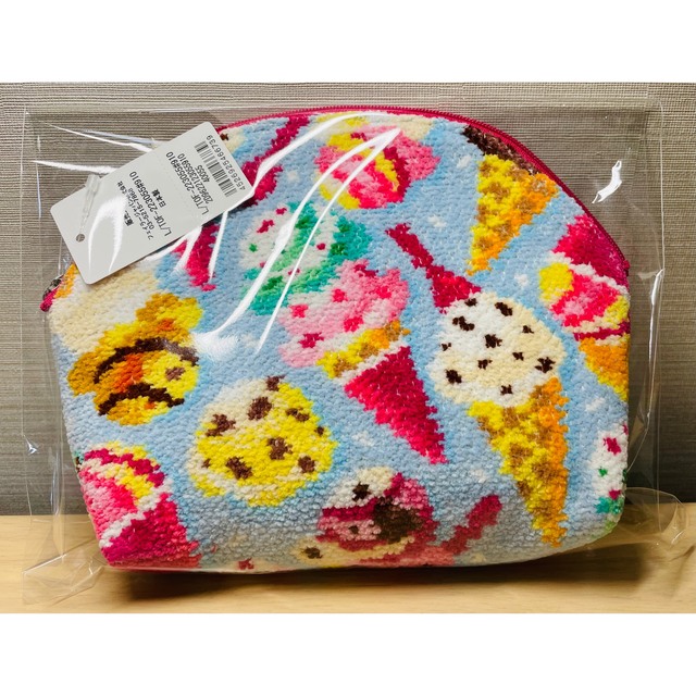 在庫僅少】 完売 フェイラー サーティワンコラボ ポーチ大 ハンカチ 在庫僅少】 完売 フェイラー サーティワンコラボ ポーチ大 ハンカチ