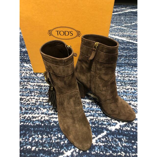 正規逆輸入品】 TOD'S フリンジ ブラウン ショートブーツ TOD'S 新品未