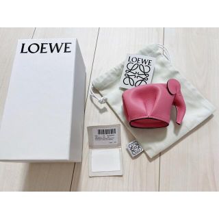 ロエベ(LOEWE)のLOEWE ピンク コインケース エレファント 象 (コインケース)