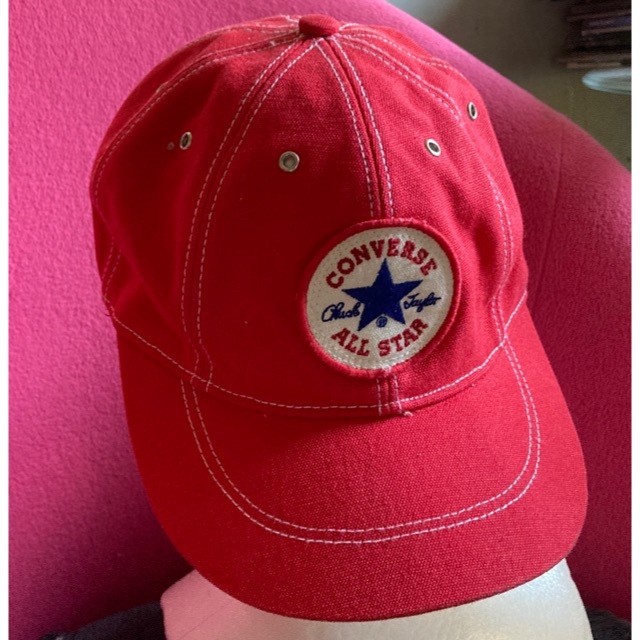 CONVERSE(コンバース)のワッペン仕様キャップ[CONVERSE コンバース]赤カラーCAP帽子/58cm メンズの帽子(キャップ)の商品写真