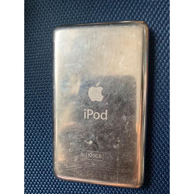 Apple(アップル)のアップル iPod Classic 120GB  Apple 黒　完動品 スマホ/家電/カメラのオーディオ機器(ポータブルプレーヤー)の商品写真