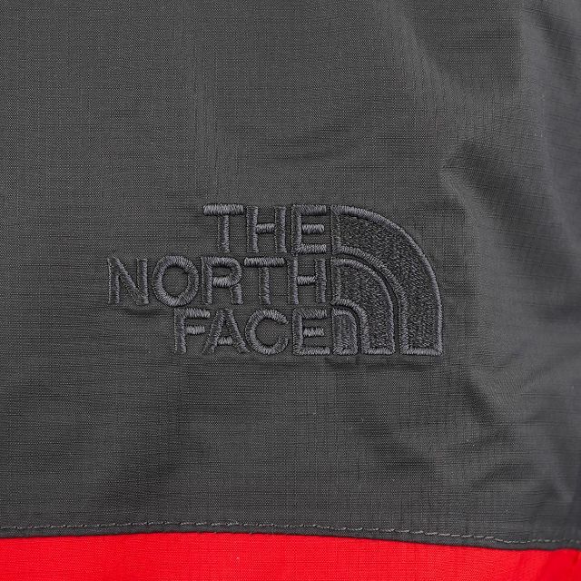 THE NORTH FACE(ザノースフェイス)のナイロンジャケット ザノースフェイス NF0A2VD3 レッド サイズS メンズのジャケット/アウター(ナイロンジャケット)の商品写真