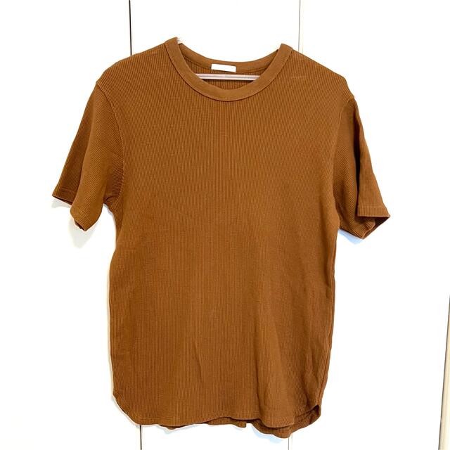 GU(ジーユー)のワッフルクルーネックT 半袖 ブラウン メンズのトップス(Tシャツ/カットソー(半袖/袖なし))の商品写真