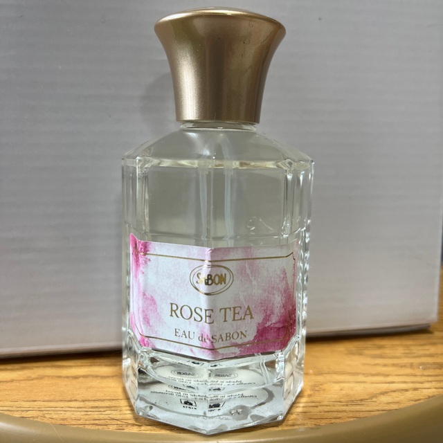 SABON(サボン)のSABON オードトワレ　ローズティー コスメ/美容の香水(香水(女性用))の商品写真