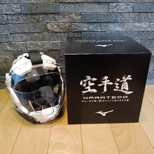 ミズノ 空手 新型メンホーVIIセブン Mサイズ - 空手 ミズノ 空手 新型メンホーVIIセブン Mサイズ - 空手
