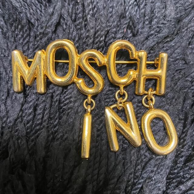 MOSCHINO ブローチ