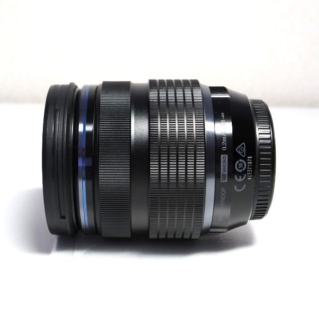 OLYMPUS(オリンパス)の《超美品》M.ZUIKO DIGITAL ED 12-40mm F2.8 PRO スマホ/家電/カメラのカメラ(レンズ(ズーム))の商品写真