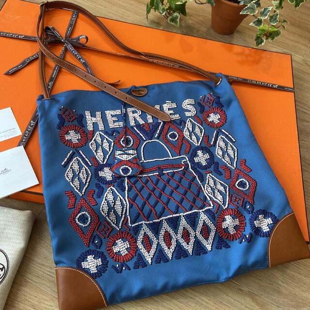 HERMES エルメス　シルキーシティ　ケリーアンペルル(黒)バッグ