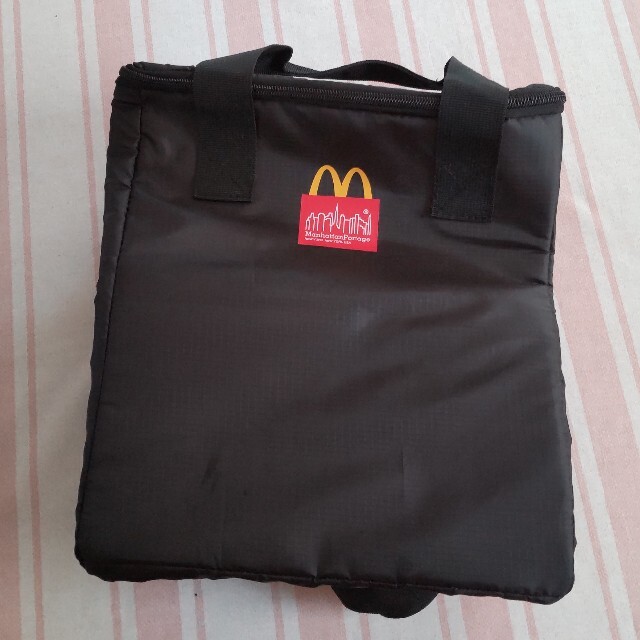 マクドナルド(マクドナルド)のマクドナルド 保冷リュック レディースのバッグ(リュック/バックパック)の商品写真