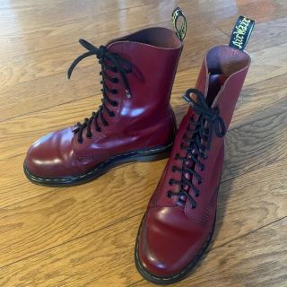 Dr.Martens(レッド/赤色系)のフリマアイテム一覧 Dr.Martens(レッド/赤色系)のフリマアイテム一覧