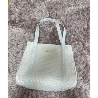 キュー(Q)のキューバッグ　zip(トートバッグ)