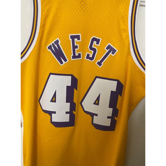 MITCHELL & NESS(ミッチェルアンドネス)のmitchell&ness Lakers ゲームシャツ   スポーツ/アウトドアのスポーツ/アウトドア その他(バスケットボール)の商品写真