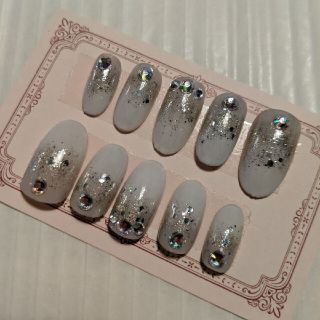 ネイルチップ♡グレーグラデーション コスメ/美容のネイル(つけ爪/ネイルチップ)の商品写真