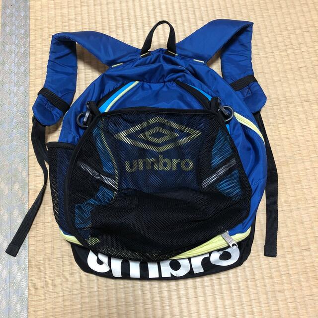 UMBRO(アンブロ)のアンブロ　サッカーリュック キッズ/ベビー/マタニティのこども用バッグ(リュックサック)の商品写真