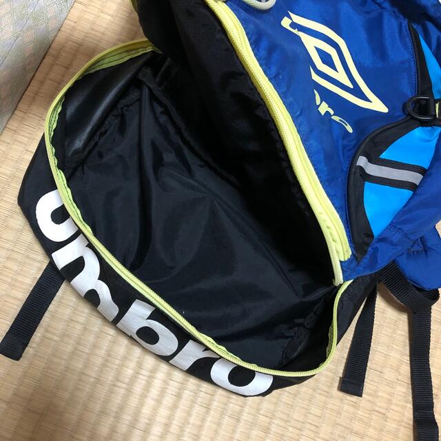 UMBRO(アンブロ)のアンブロ　サッカーリュック キッズ/ベビー/マタニティのこども用バッグ(リュックサック)の商品写真