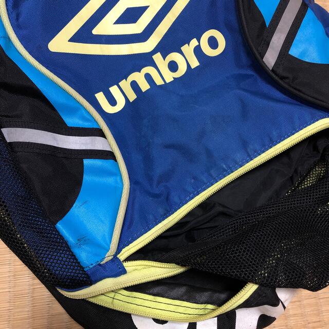 UMBRO(アンブロ)のアンブロ　サッカーリュック キッズ/ベビー/マタニティのこども用バッグ(リュックサック)の商品写真