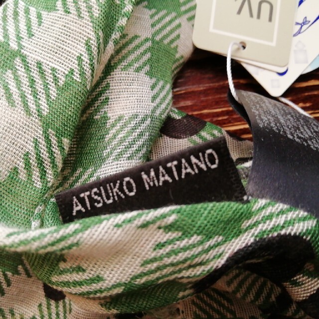 Atsuko Matano(アツコマタノ)の⭐マタノアツコ　冷感接触ストール　UV　タグ付き❗　ミナペルホネン風柄💠 レディースのファッション小物(バンダナ/スカーフ)の商品写真