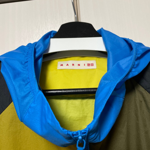 UNIQLO(ユニクロ)のUNIQLO×マルニポケッタブルパーカ メンズのジャケット/アウター(ナイロンジャケット)の商品写真