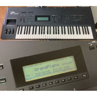 ヤマハ(ヤマハ)の本日限定値下中 YAMAHA SY77 内蔵電池交換済み(キーボード/シンセサイザー)