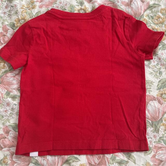 GAP(ギャップ)のbaby GAP赤ミッキーTシャツ90cm、ユニクロ黒ミッキーTシャツ キッズ/ベビー/マタニティのベビー服(~85cm)(Ｔシャツ)の商品写真