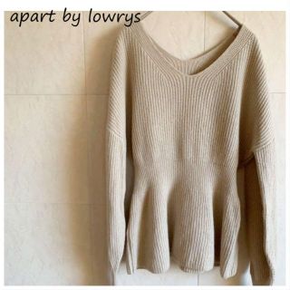 アパートバイローリーズ(apart by lowrys)の古着★アパートバイローリーズ　ベージュ　ウエスト絞り　ニット　セーター(カットソー(長袖/七分))