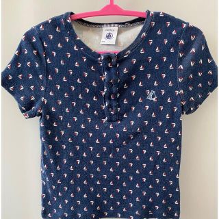 プチバトー(PETIT BATEAU)のプチバトー　Tシャツ　24m 86cm カットソー　ヨット　総柄(Tシャツ/カットソー)