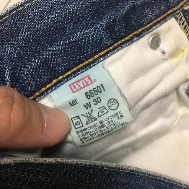 Levi's(リーバイス)のLevi’s LVC 501 リーバイス デニム W30 鬼ヒゲ ビッグE 赤耳 メンズのパンツ(デニム/ジーンズ)の商品写真