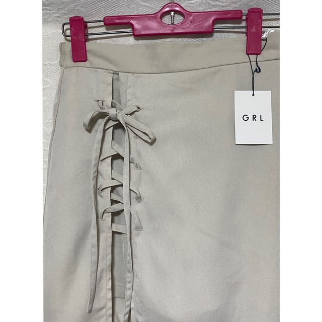 GRL(グレイル)のサイドレースアップスリットロングスカート[gc121] レディースのスカート(ロングスカート)の商品写真