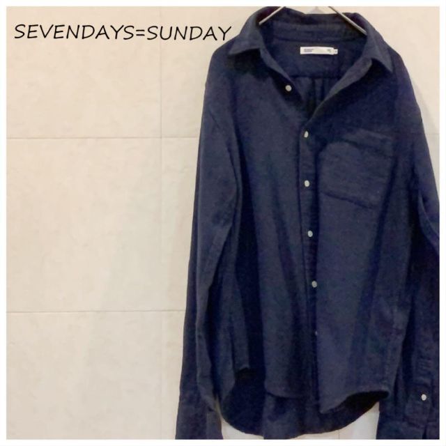 SEVENDAYS=SUNDAY(セブンデイズサンデイ)の【古着】SEVENDAYS=SUNDAY カジュアルシャツ　ネイビー メンズのトップス(シャツ)の商品写真