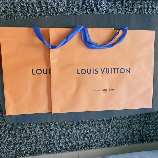 LOUIS VUITTON - Louis Vuitton ショッパー 特大サイズ 3枚セットの通販 by あこ's shop｜ルイヴィトンならラクマ