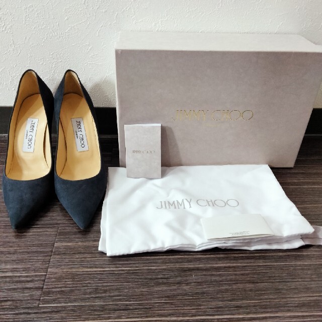 JIMMY CHOO(ジミーチュウ)のJIMMY CHOOのスエードパンプス レディースの靴/シューズ(ハイヒール/パンプス)の商品写真