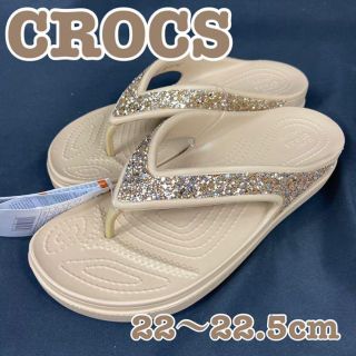 クロックス(crocs)のクロックス 厚底　ビーチサンダル　スワロフスキー　スパンコール　　黒パンに　22(サンダル)