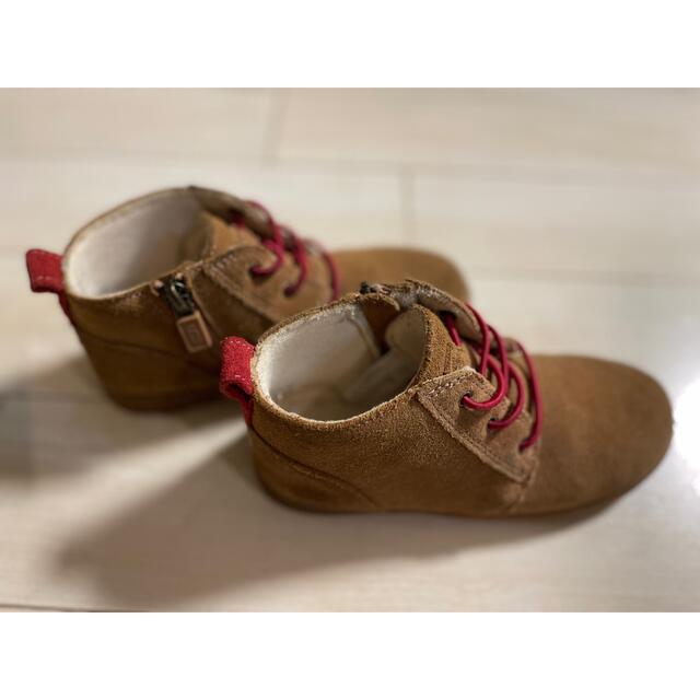 UGG(アグ)のUGG キッズブーツ　KRISTJAN 18.5cm キッズ/ベビー/マタニティのキッズ靴/シューズ(15cm~)(ブーツ)の商品写真