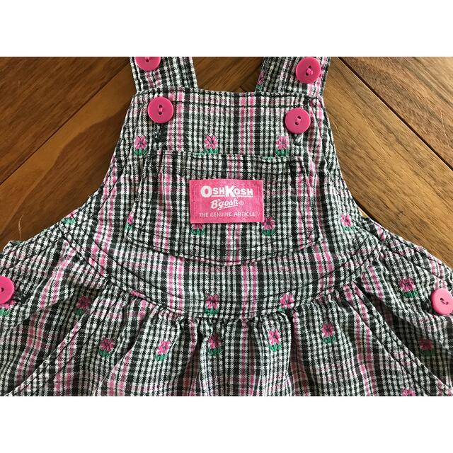 OshKosh(オシュコシュ)の oshkosh  ブラックチェック×花　ショートオール　2T キッズ/ベビー/マタニティのキッズ服女の子用(90cm~)(その他)の商品写真