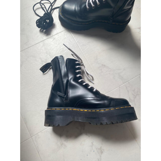 Dr.Martens(ドクターマーチン)のDr.martens 厚底ブーツ レディースの靴/シューズ(ブーツ)の商品写真