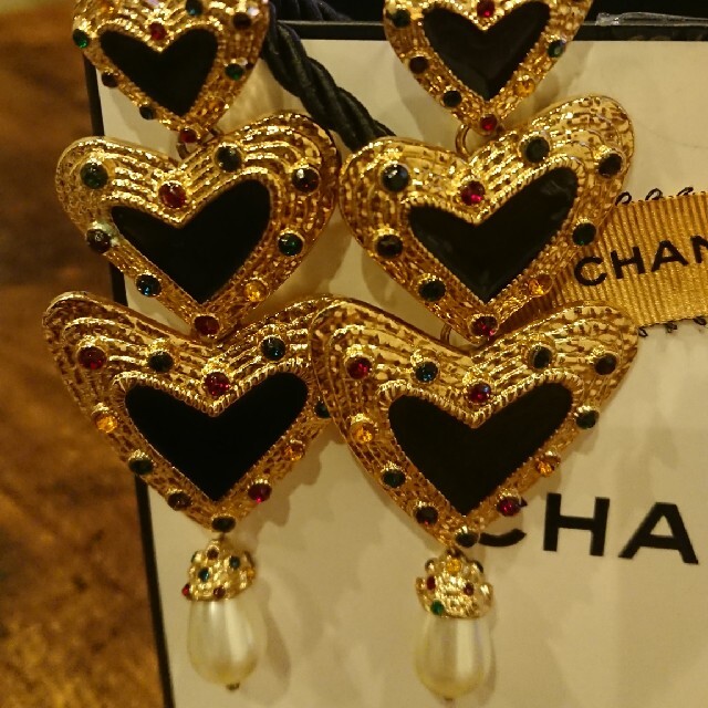 ZARA(ザラ)のZARA ザラ ぶら下がり大きめピアス☆ レディースのアクセサリー(ピアス)の商品写真